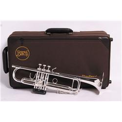  Профессиональная труба in Bb Bach Stradivarius LR180S 37G